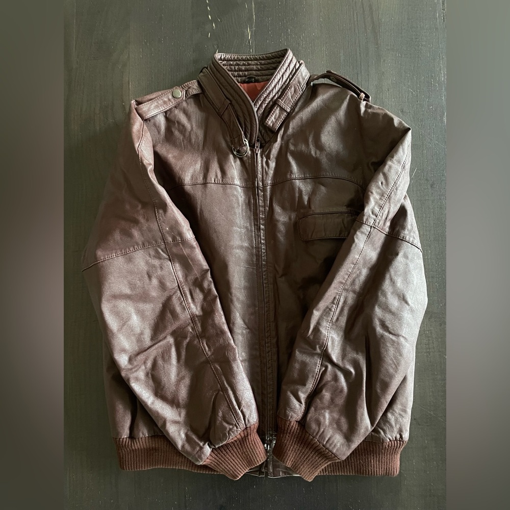 Vintage Oui Men’s deep Brurgandy/Brown Leather Moto Jacket.